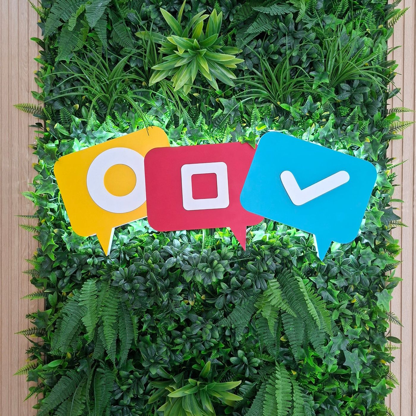 Logotipo de empresariais.pt en la oficina